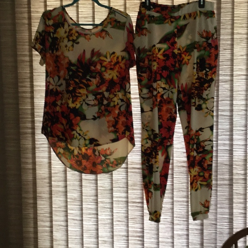 Two piece set floral print